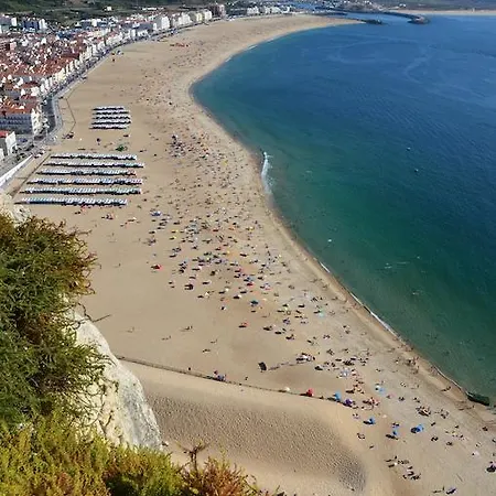 Apartment Bed & Seaside Nazare