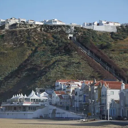 Apartment Bed & Seaside Nazare